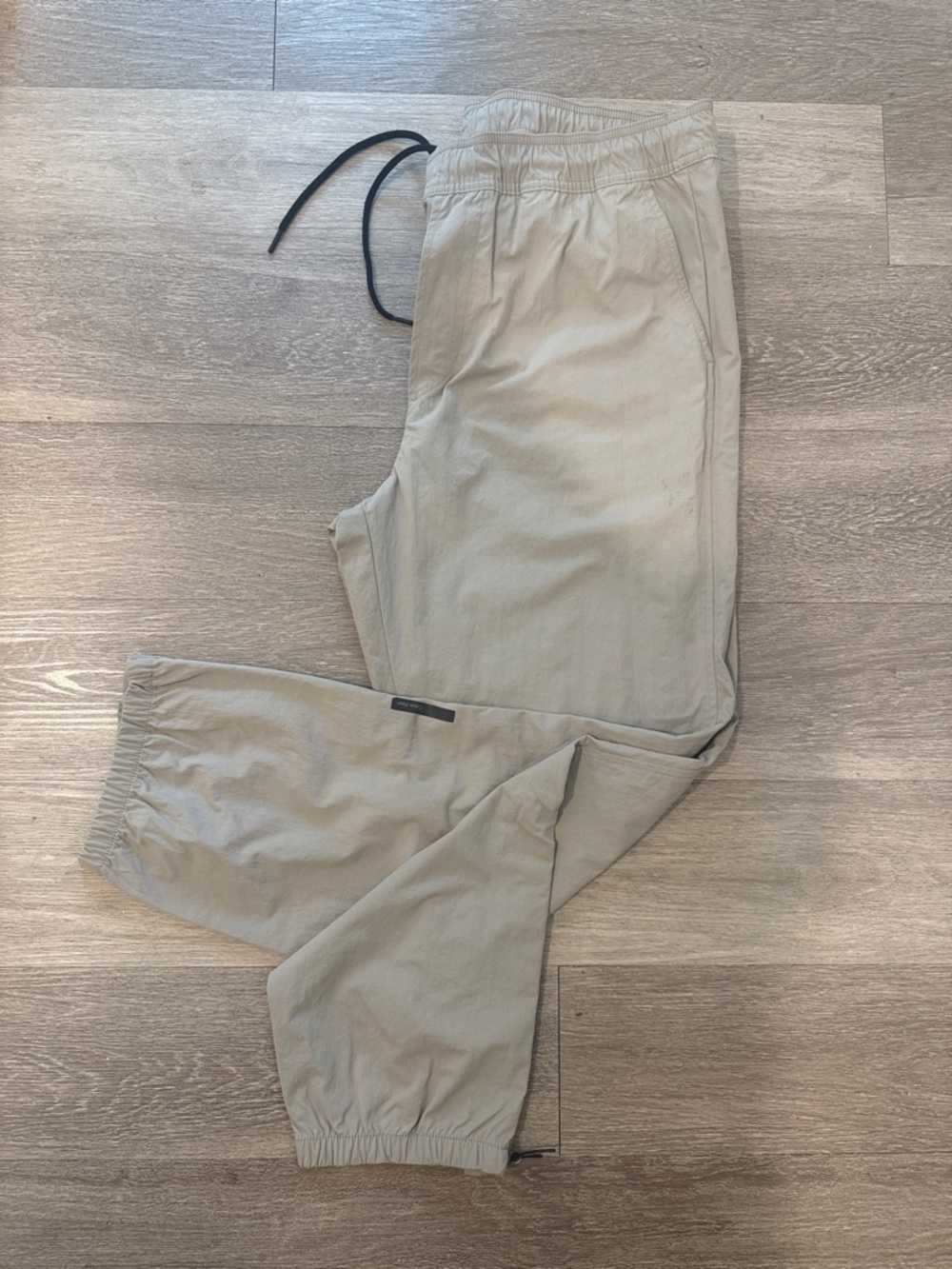 Calvin Klein Men's Casual Elastic-Waist Drawstring Pants